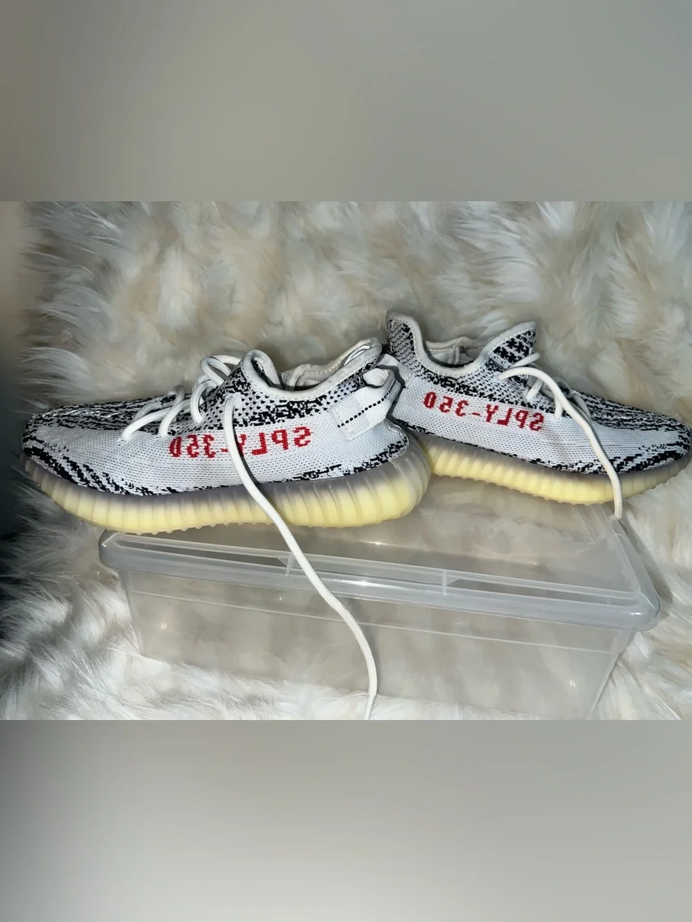 adidas Yeezy Boost 350 V2 Zebra CP9654 Men’s Size 5/Women’s Size 7